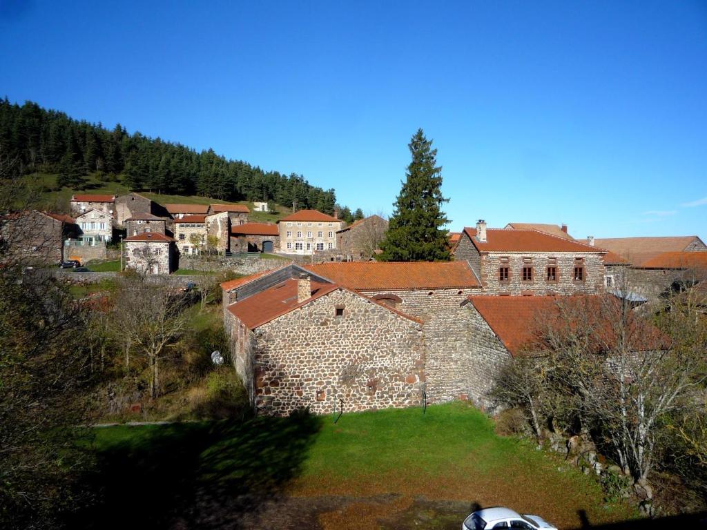 Le Gite Du Velay Bains Εξωτερικό φωτογραφία
